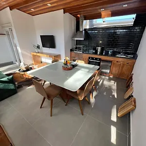 Lvr 14 - Cobertura Com Churrasqueira E Proximo Ao Capivari Apartamento Campos do Jordão